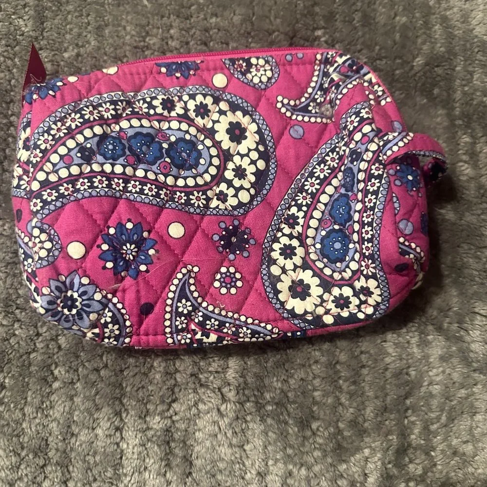 Pouch - Picture 2 of 3